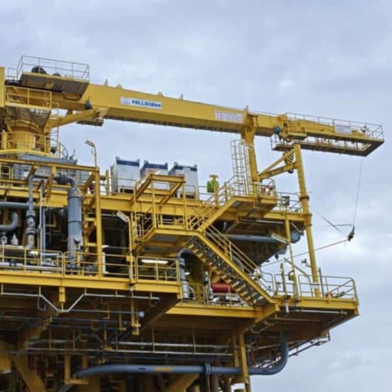 Stiff Boom Cranes