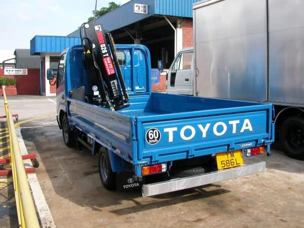 HIAB® T-Cranes (0.9-3.3 tm) - Gambar 3