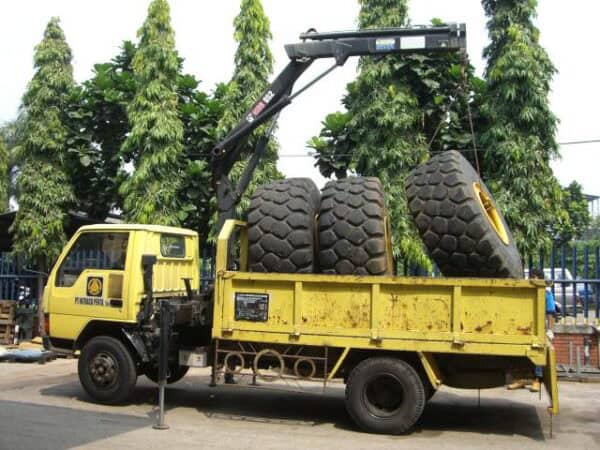 HIAB® T-Cranes (0.9-3.3 tm) - Gambar 4