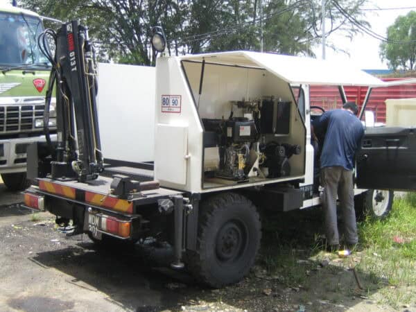 HIAB® T-Cranes (0.9-3.3 tm) - Gambar 6